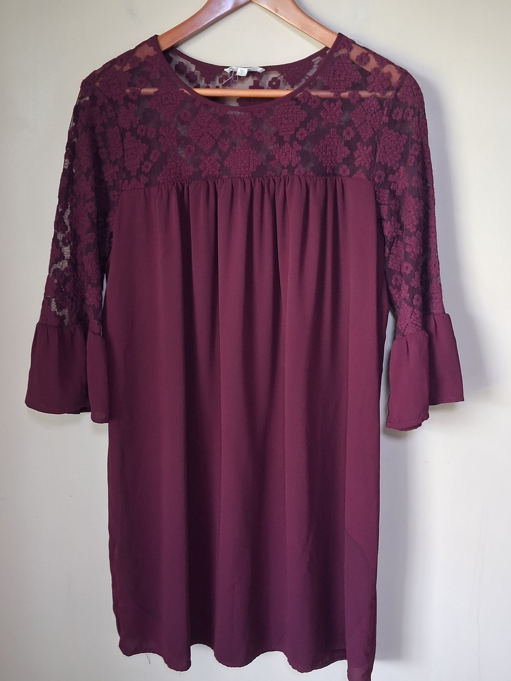 ANTHROPOLOGIE PLEIONE Women's Maroon Lace Trumpet Sleeve Swing Dress; Sz. M